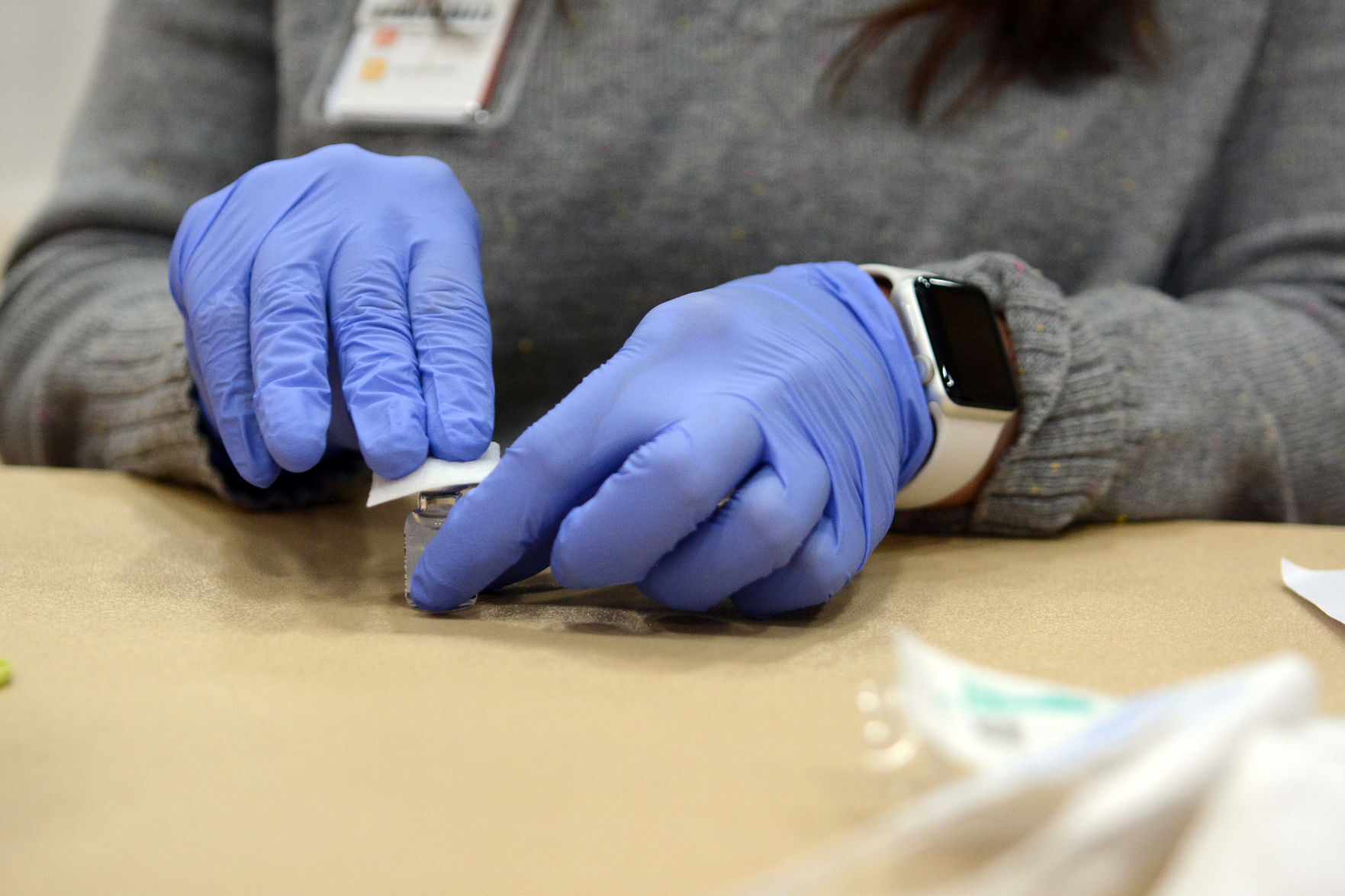 112021-dells-news-vaccine-vial